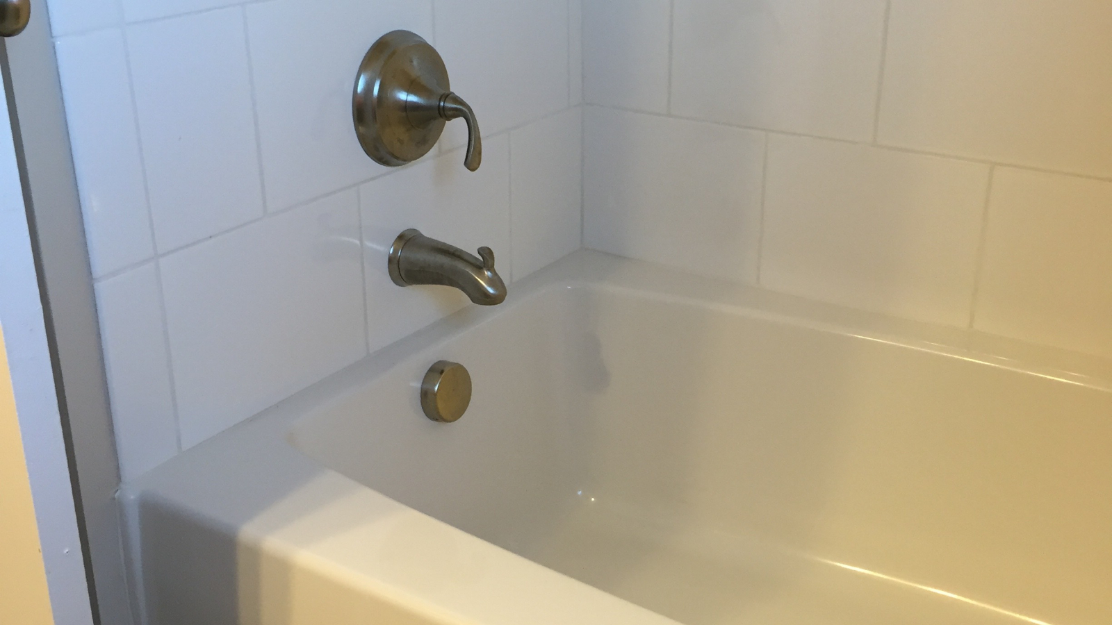 09.Tiled Tub Shower-squashed